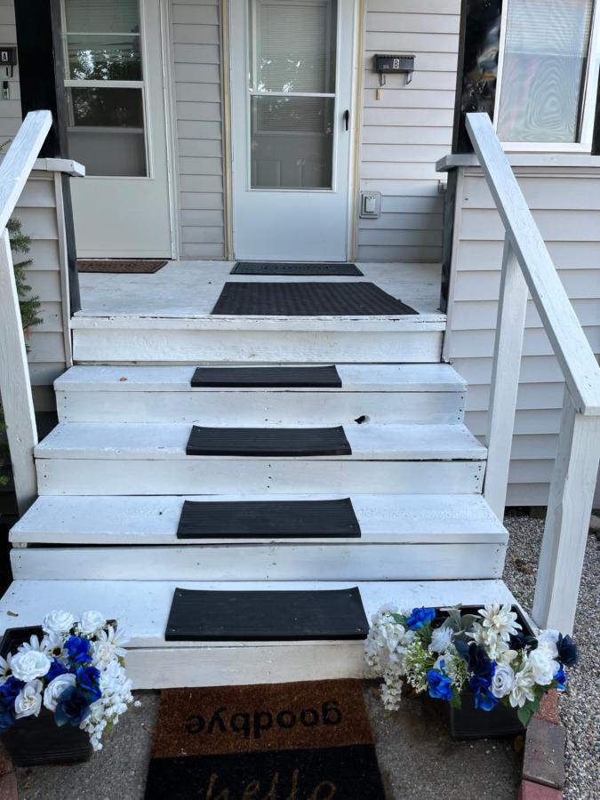 Cozy 1 Bed ~ Close To Soaring Eagle And Downtown Mount Pleasant Kültér fotó