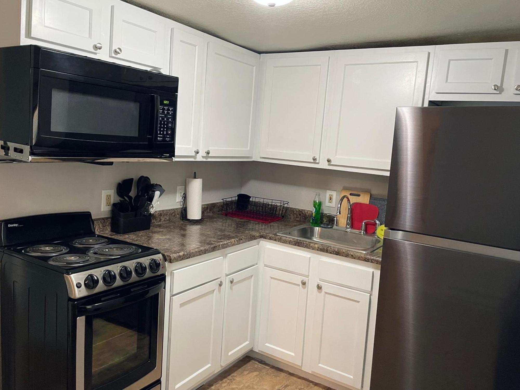 Cozy 1 Bed ~ Close To Soaring Eagle And Downtown Mount Pleasant Kültér fotó